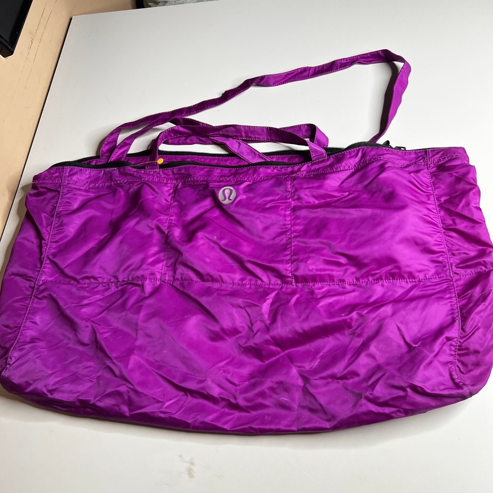 Lululemon Purple Magenta Oversized Nylon Gym Yoga Tote Bag Shoulder Strap Large